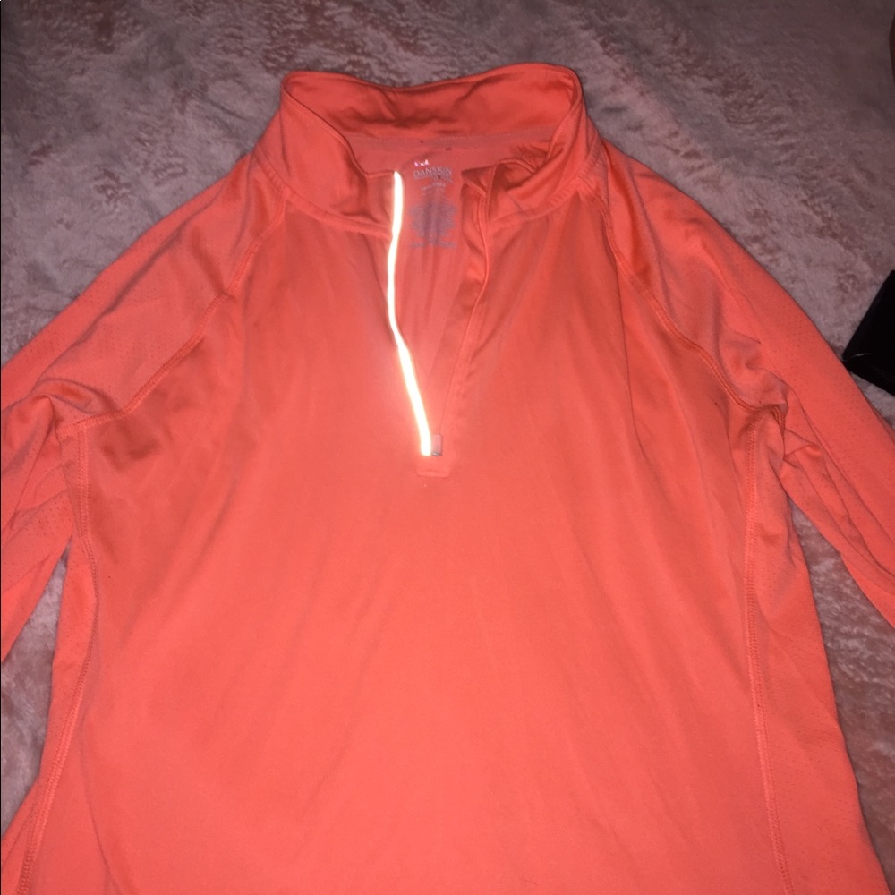 quarter zip-up long sleeve workout shirt